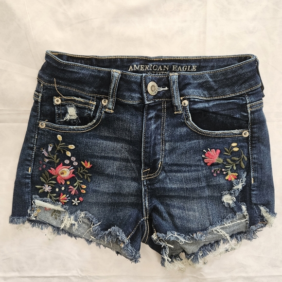 American Eagle Womens 4 Floral Embroidered Distress Jean Shorts Hi Rise Shortie - Picture 1 of 14